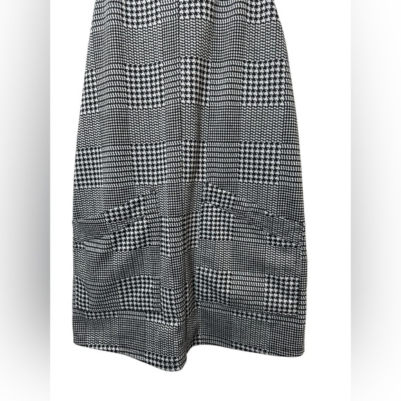 No Boundaries Women’s Houndstooth Overall Dress S Black White Plaid Jumper - Picture 3 of 7
